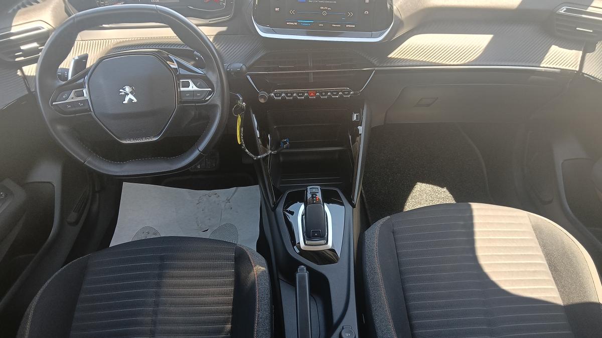 Peugeot 208 1.2 PureTech 100cv EAT8 5 porte Active Pack